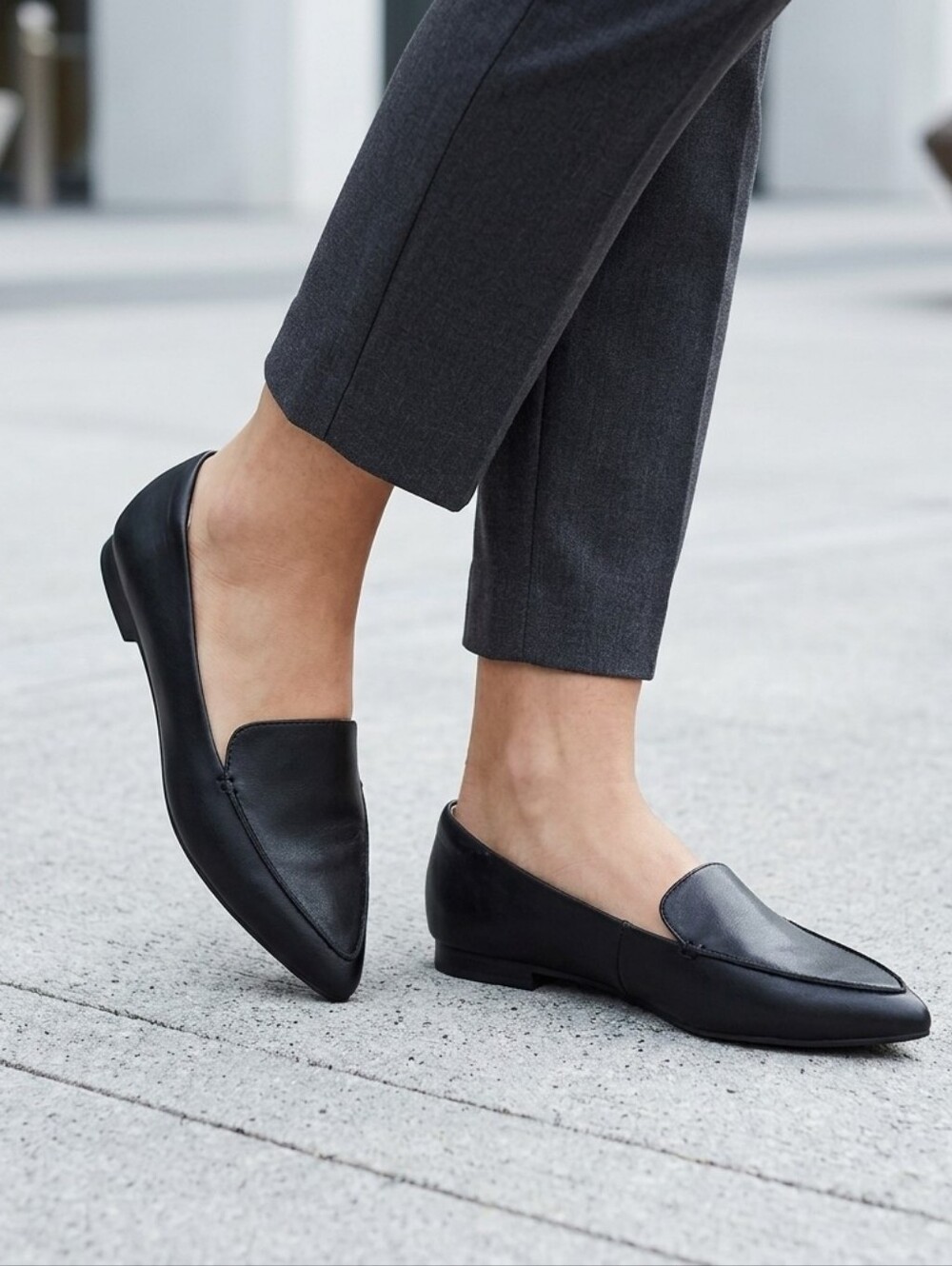 Amazon Essentials Manny Pointed-Toe Flats Loafer in Black Women US 6.5 NWT